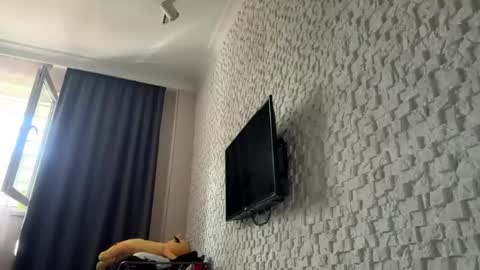 Polly online show from May 2026 10:02:02 AM
