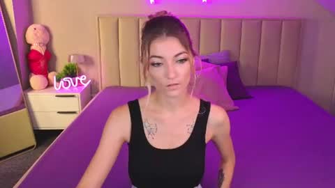 Snapshot of kimberlly_smith chatting on July 2026 11:42:01 PM kimberlly_smith online show from July 2026 11:42:01 PM