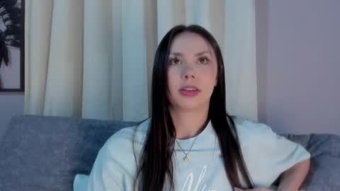 Snapshot of kimberly1fox chatting on November 2025 11:32:01 PM Kim online show from November 2025 11:32:01 PM