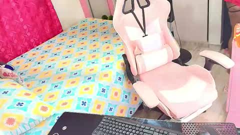 Anita. online show from February 2026 11:17:01 PM