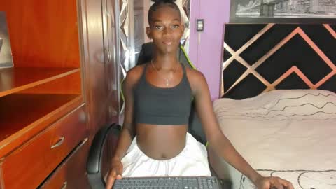 kimberly_ebonny online show from October 2025 02:39:02 AM