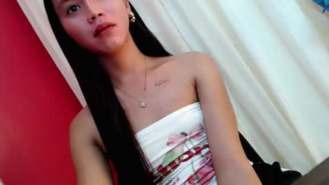 Snapshot of kimberly_tart chatting on April 2026 11:32:02 PM Kimberly online show from April 2026 11:32:02 PM
