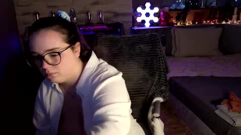 kimberlycaprice online show from February 2026 06:23:01 AM