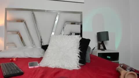 kimberly online show from January 2025 01:05:02 AM