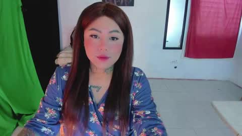 Kimberly Polizzi     online show from December 2024 01:38:02 PM