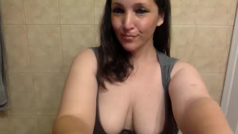 KimberlyLynn online show from November 2025 12:33:01 AM