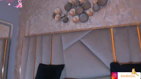  KIM  online show from February 2025 02:45:01 AM