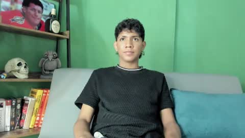 Snapshot of kimerico_04 chatting on December 2024 01:03:02 AM ISAAC online show from December 2024 01:03:02 AM