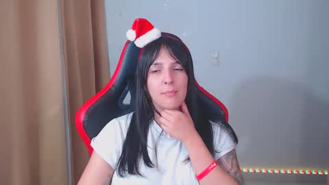 Snapshot of kimflexible_ chatting on December 2024 03:11:02 AM Kim 3 online show from December 2024 03:11:02 AM