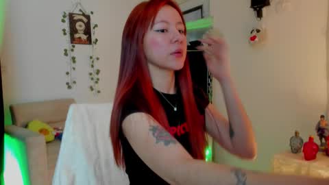 Snapshot of kimmcarter chatting on March 2026 12:17:01 AM Kimm online show from March 2026 12:17:01 AM