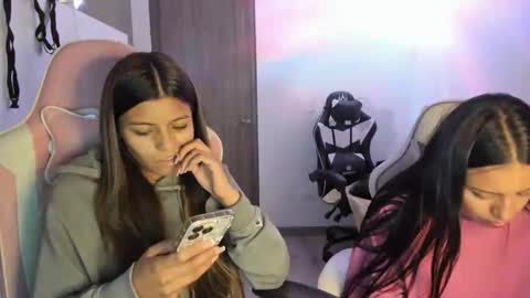 kimmi online show from November 2025 11:14:02 PM