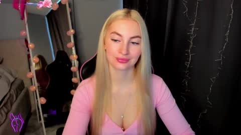 kimmy1_powell online show from March 2026 02:38:01 AM