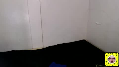 Snapshot of kimmy_fuckinggreat chatting on December 2024 12:01:02 AM kim ejara online show from December 2024 12:01:02 AM