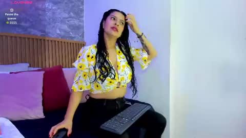 Snapshot of kimmy_kaller chatting on July 2026 10:50:01 AM Kimmy online show from July 2026 10:50:01 AM