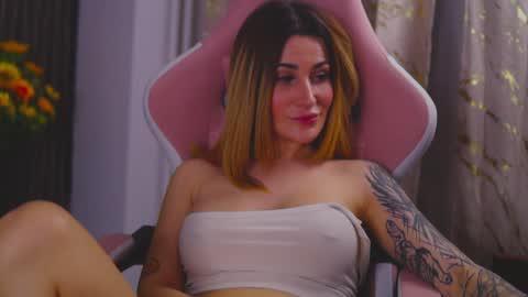 KimSkye online show from February 2025 03:52:02 PM