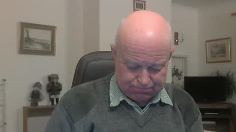 kindahairy4u online show from January 2025 06:28:01 PM