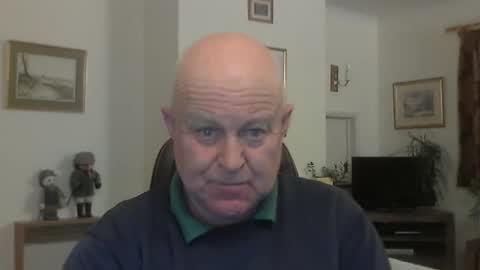 kindahairy4u online show from November 2025 07:03:02 PM