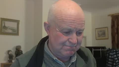 kindahairy4u online show from January 2026 07:29:01 PM