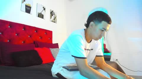 Snapshot of king_ares1 chatting on May 2026 11:17:01 AM king_ares1 online show from May 2026 11:17:01 AM