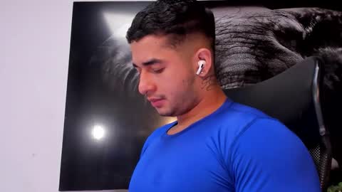 Angel Falconer online show from December 2025 02:42:01 AM