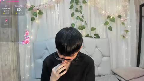 King  online show from August 2026 12:18:01 PM