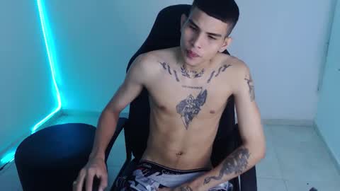 king_warlord online show from December 2025 04:33:01 PM