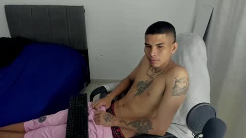 Snapshot of king_warlord chatting on July 2026 02:01:02 PM king_warlord online show from July 2026 02:01:02 PM