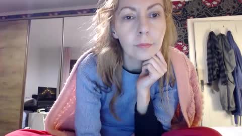 Snapshot of kingandprincess chatting on January 2025 05:33:02 PM sexysexyhotwetpinkredpussy online show from January 2025 05:33:02 PM