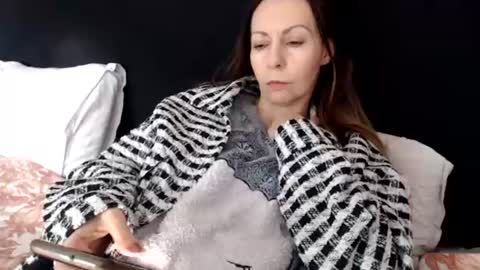 sexysexyhotwetpinkredpussy online show from June 2026 03:00:02 PM
