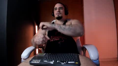 King Bear online show from February 2026 06:24:01 AM