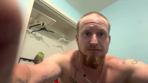 kingboy4567252861 online show from April 2026 12:46:02 AM