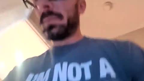 kingdaddysayless online show from June 2026 06:02:01 PM