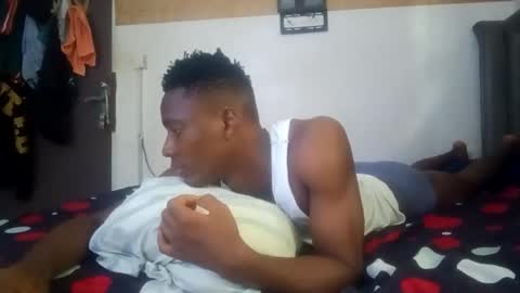 Snapshot of kingemizzy chatting on May 2026 07:24:02 AM kingemizzy online show from May 2026 07:24:02 AM