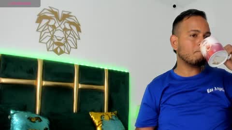 kingg_jay online show from May 2026 11:40:02 AM
