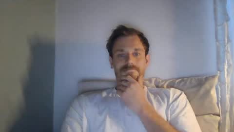 Snapshot of kingharold92 chatting on June 2026 08:00:02 PM kingharold92 online show from June 2026 08:00:02 PM
