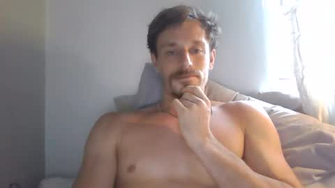 Snapshot of kingharold92 chatting on June 2026 05:12:01 AM kingharold92 online show from June 2026 05:12:01 AM