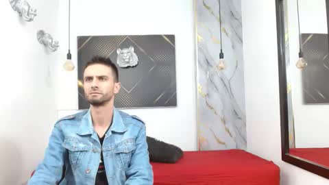 KING  online show from March 2026 03:34:01 AM