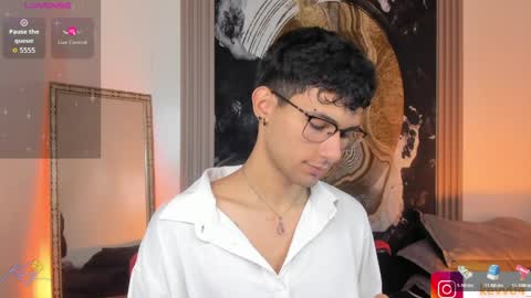  A L E X  online show from April 2026 03:01:04 AM