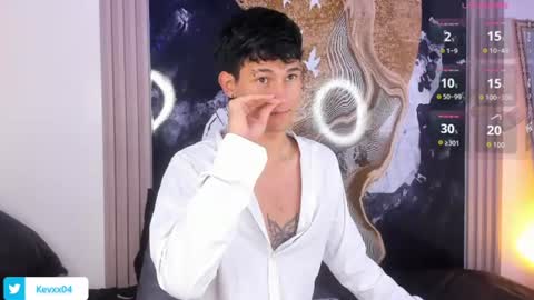 Snapshot of kingparker1 chatting on June 2026 02:21:02 AM A L E X online show from June 2026 02:21:02 AM