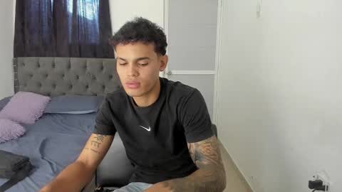 DOMINANT ALPHA KINGS online show from December 2025 07:21:02 PM