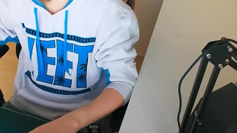 Snapshot of kingsnake1504 chatting on March 2026 11:15:01 AM kingsnake1504 online show from March 2026 11:15:01 AM