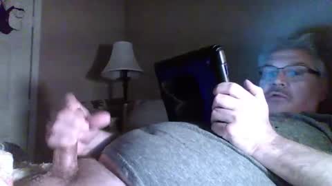 Snapshot of kingtongue10 chatting on December 2024 10:34:02 AM kingtongue10 online show from December 2024 10:34:02 AM