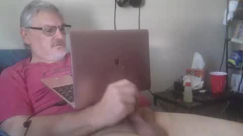 Snapshot of kingtongue10 chatting on February 2026 07:43:02 PM kingtongue10 online show from February 2026 07:43:02 PM