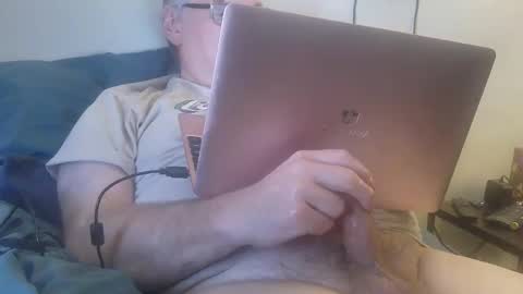 Snapshot of kingtongue10 chatting on February 2026 10:10:02 PM kingtongue10 online show from February 2026 10:10:02 PM