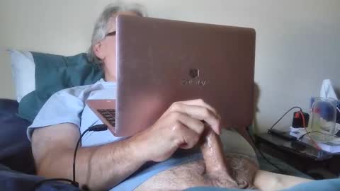 Snapshot of kingtongue10 chatting on June 2026 03:51:02 PM kingtongue10 online show from June 2026 03:51:02 PM