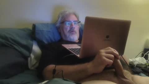 Snapshot of kingtongue10 chatting on June 2026 09:22:02 AM kingtongue10 online show from June 2026 09:22:02 AM