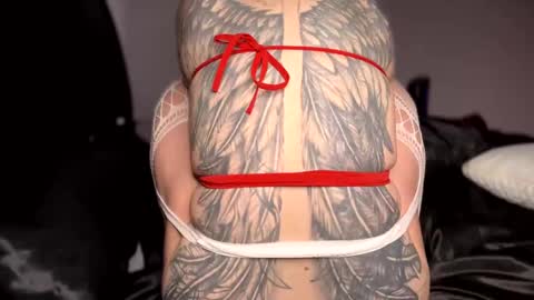 Snapshot of kinkbitch25 chatting on January 2025 05:19:01 AM Kinkbitch online show from January 2025 05:19:01 AM