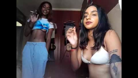 Snapshot of kinky_kay29611 chatting on March 2026 12:22:01 PM Kinky Kay online show from March 2026 12:22:01 PM