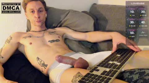 kinky_spidey online show from January 2025 01:18:01 AM