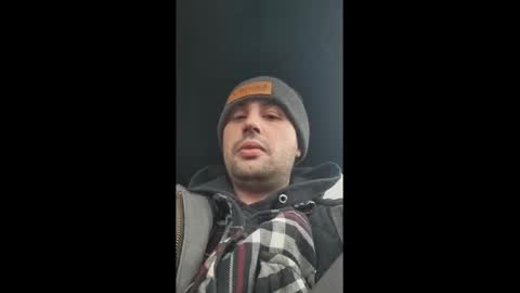 Snapshot of kinkycouple1789 chatting on December 2024 08:50:01 PM Maysie and Hunter online show from December 2024 08:50:01 PM